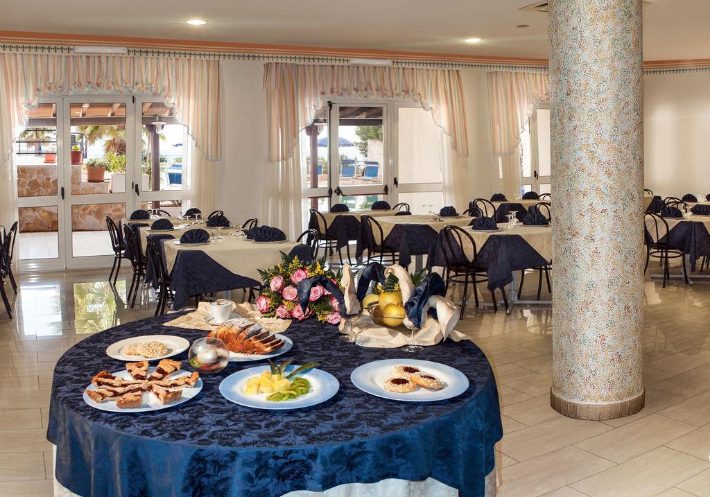 Hotel Alize Санта-Чезареа-Терме Екстер'єр фото