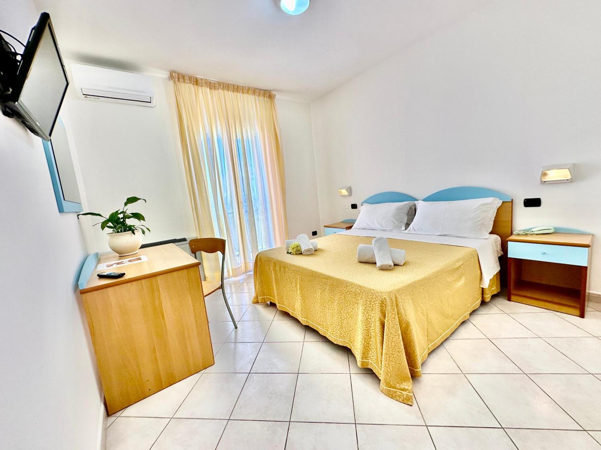 Hotel Alize Санта-Чезареа-Терме Екстер'єр фото